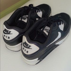 Nike air shoes
